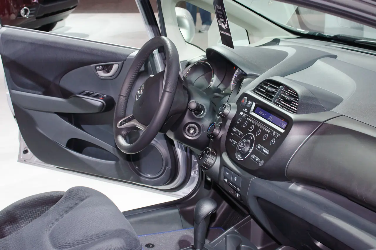 Honda Fit CX 1.4 Flex 16V 5p Aut. 2014 em foto externa