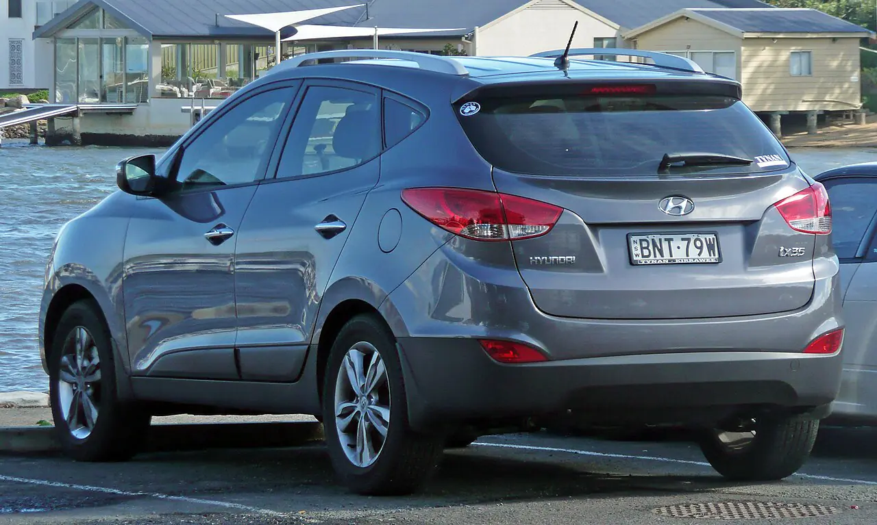 Hyundai ix35 2.0 Launching Edition 16V Flex Aut. 2016 em foto externa