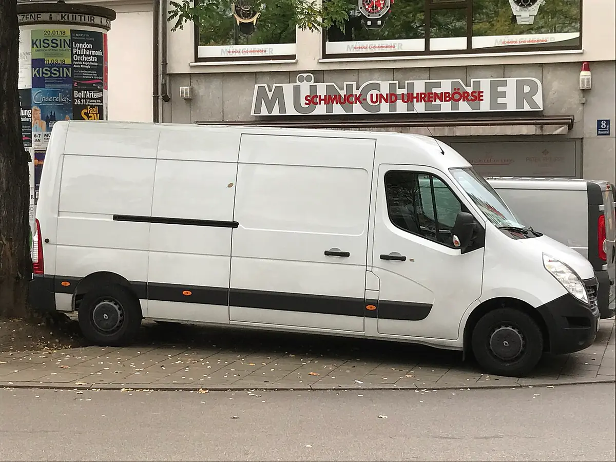 Renault Master 2.3 dCi Extra F.Vitre 16V Diesel 2020 em foto externa